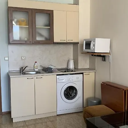 Apartman Stamopolu 6 *
